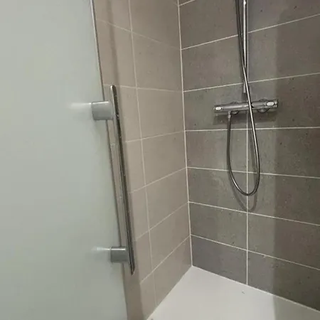 Semesterbostad Maison De Caractere, Jacuzzi, Nature - 10 Pers. - Fr-1-489-644 Archignat